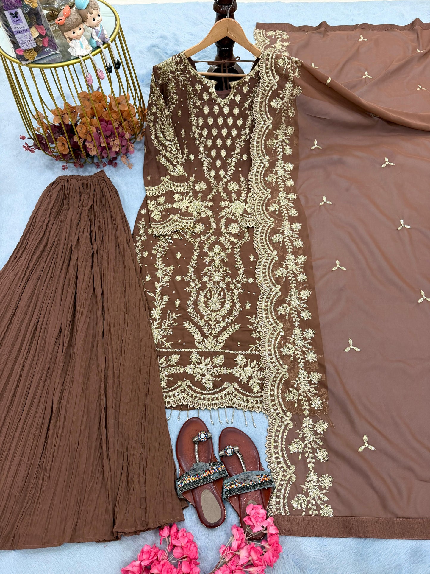 Đěsigner Party Wear Look Pur Heavy Faux Georgette Top Plazzo & Dupatta Set