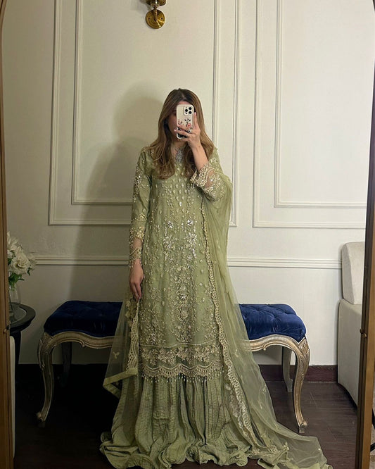 Đěsigner Party Wear Look Pur Heavy Faux Georgette Top Plazzo & Dupatta Set