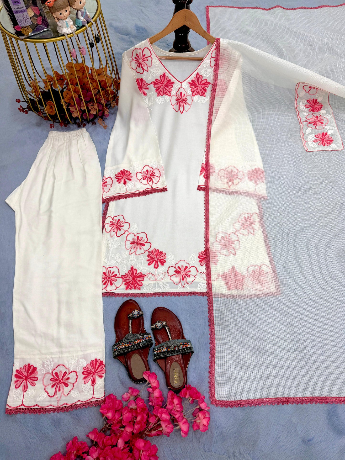 Đěsigner Party Wear Look Pur Satin Rayon Top & Farshi Palazzo With Dupatta set