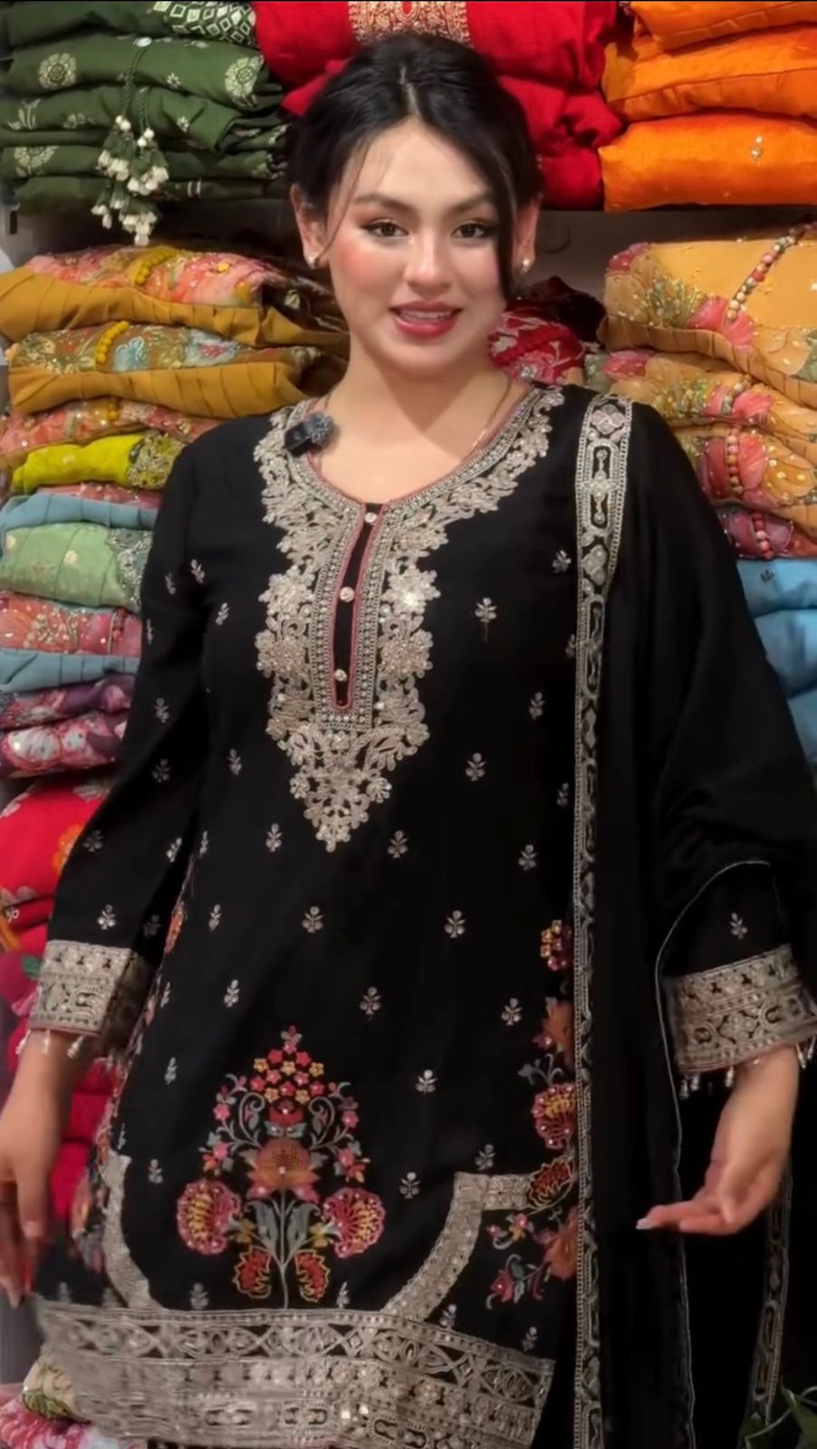 Đěsigner Party Wear Look Pur Heavy Star Georgette Top Plazzo & Dupatta Set