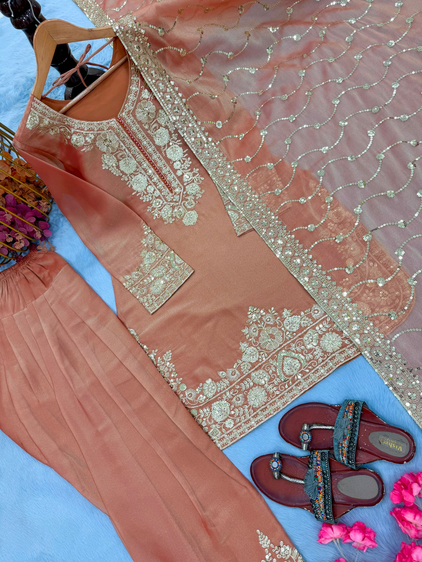 New 🦋 Đěsigner Party Wear Look Pur Nc Moss Silk Top & Farshi Palazzo With Dupatta set