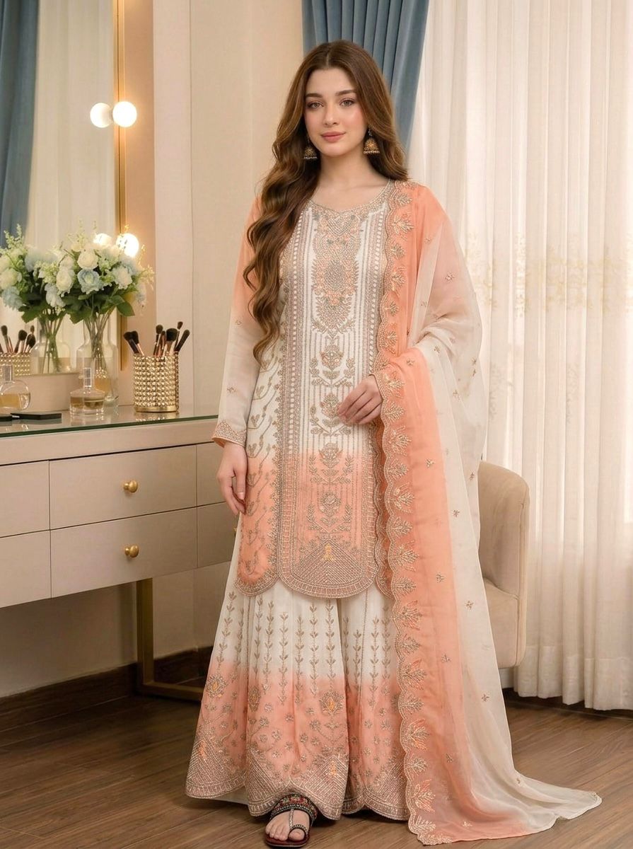 Đěsigner Party Wear Look Pur Heavy Dual Tone Peding Star Georgette Top Plazzo & Dupatta Set