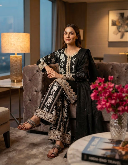 Đěsigner Party Wear Look Pur Heavy Star Georgette Top Plazzo & Dupatta Set