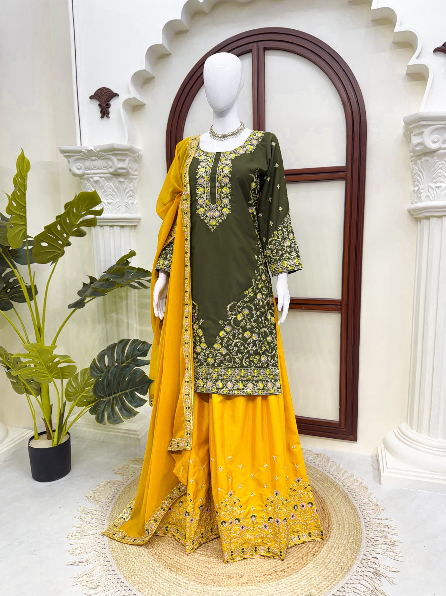 Designer Suit & Pent Set – Elegant Ethnic Wear ✨ 🎀 Crafted in Classy Tones with Premium Fabric & Detailing