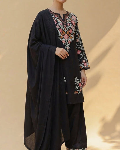 Đěsigner Party Wear Look Top With Farshi Salwar
