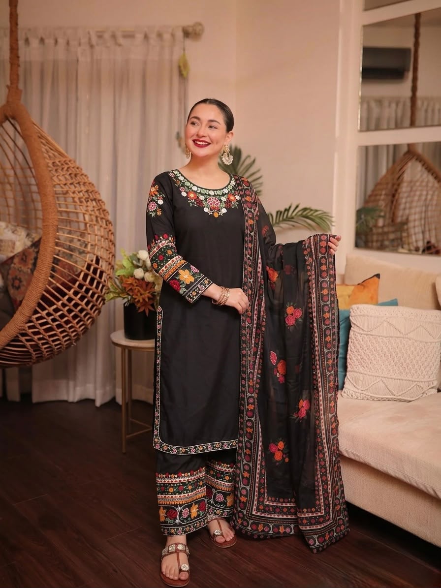 Women’s Ethnic Wear