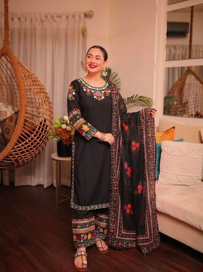 Women’s Ethnic Wear