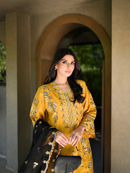 THIS WEDDING SEASON, TRY OUR DESIGNER EMBROIDERED WORKED TOP PLAZZO WITH DUPATTA