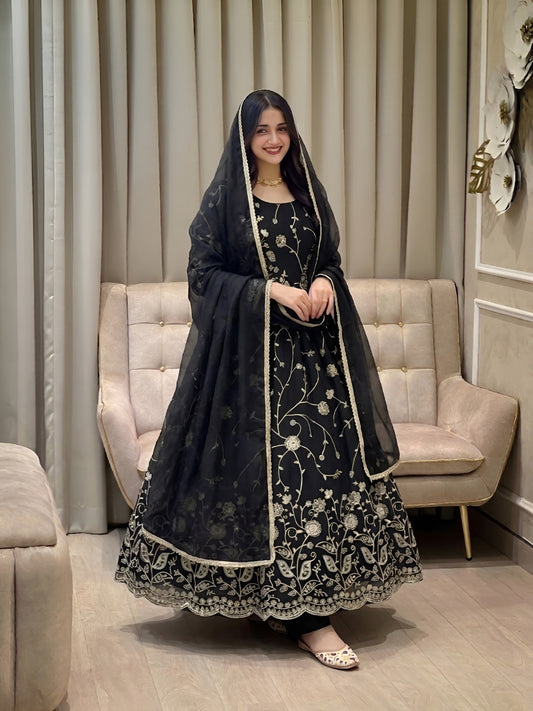 HEAVY EMBROIDERY SEQUENCE WORK GOWN PENT & DUPATTA SET