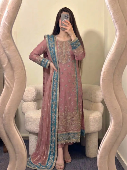 Women’s Ethnic Wear