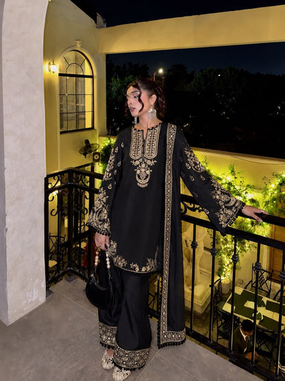 ENHANCE THE BEAUTY OF YOUR WARDROBE WITH THIS NEWLY LAUNCHED KURTI , PLAZZO & DUPATTA SET