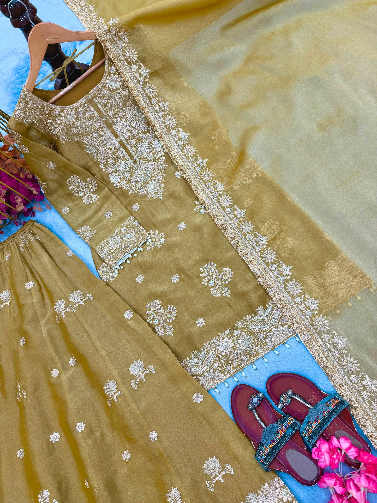 Đěsigner Party Wear Look Pur Nc Moss Silk Top & Palazzo With Dupatta set