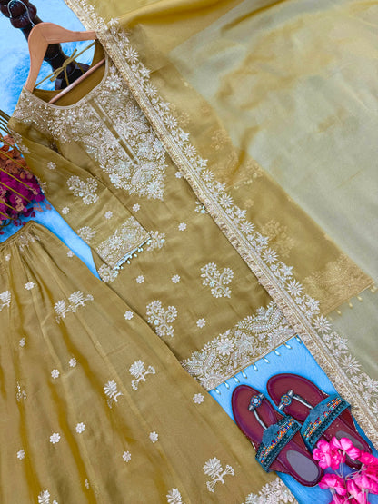 Đěsigner Party Wear Look Pur Nc Moss Silk Top & Palazzo With Dupatta set