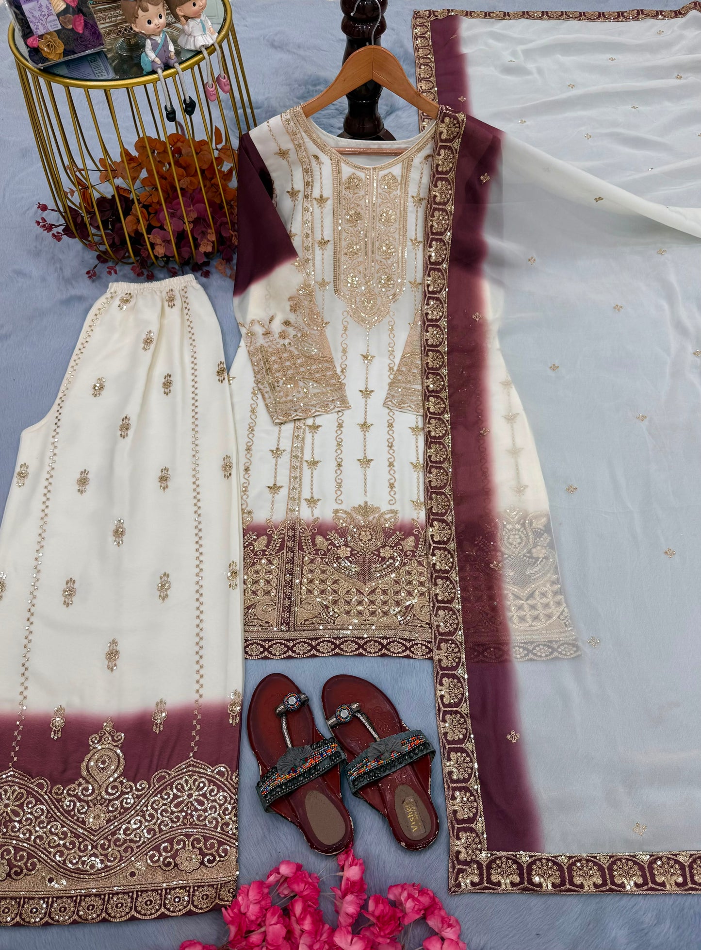 Đěsigner Party Wear Look Pur Heavy Dual Tone Peding Star Georgette Top Plazzo & Dupatta Set