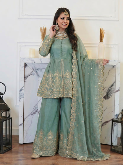 Women’s Ethnic Wear
