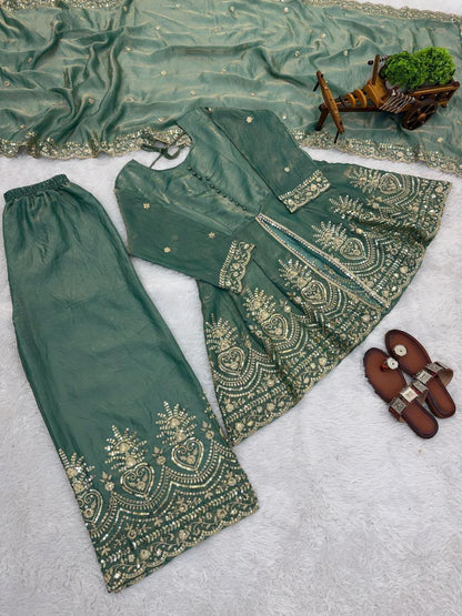 Women’s Ethnic Wear