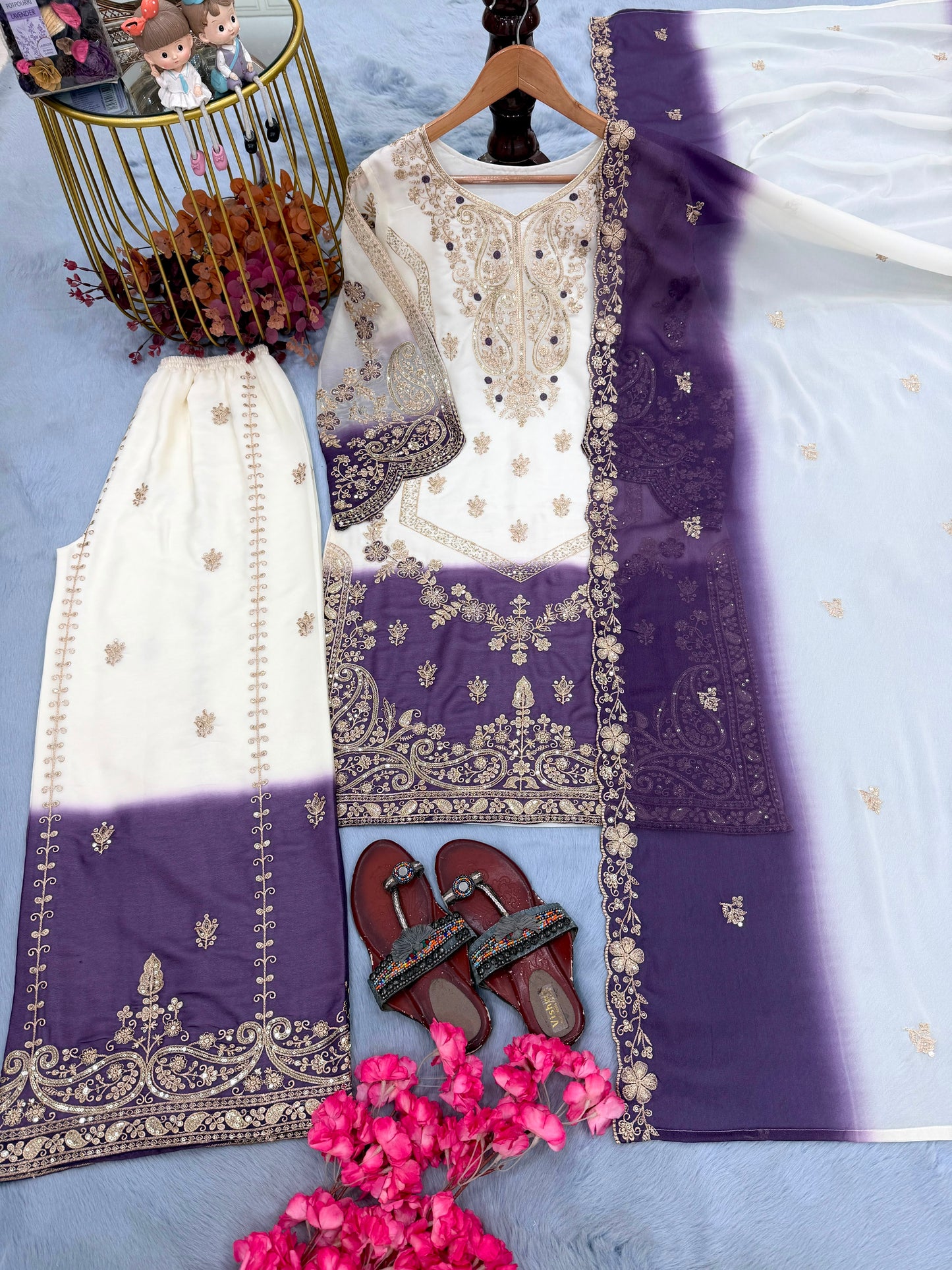 Đěsigner Party Wear Look Pur Heavy Dual Tone Peding Star Georgette Top Plazzo & Dupatta Set