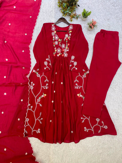 THIS FESTIVAL SEASON WEAR OUR BEAUTIFUL SEQUENCE EMBROIDERED WORKED TOP , PANT WITH DUPATTA ✨