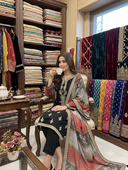 ✨ THIS FESTIVAL SEASON WEAR OUR BEAUTIFUL PAKISTANI SUIT TOP WITH EMBROIDERED WORKED,PANT AND DUPATTA ✨