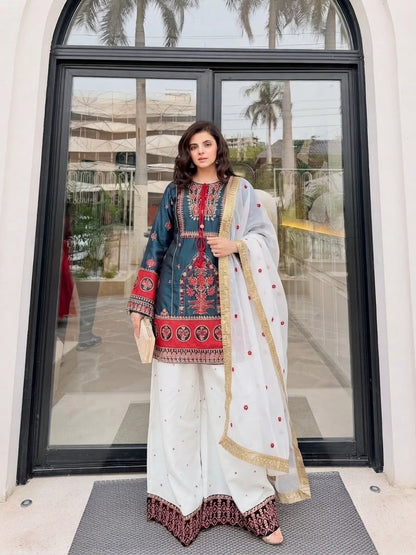 NEW DESIGNER  HEAVY EMBROIDERY SEQUENCE WORK 3 PIS SUIT SET
