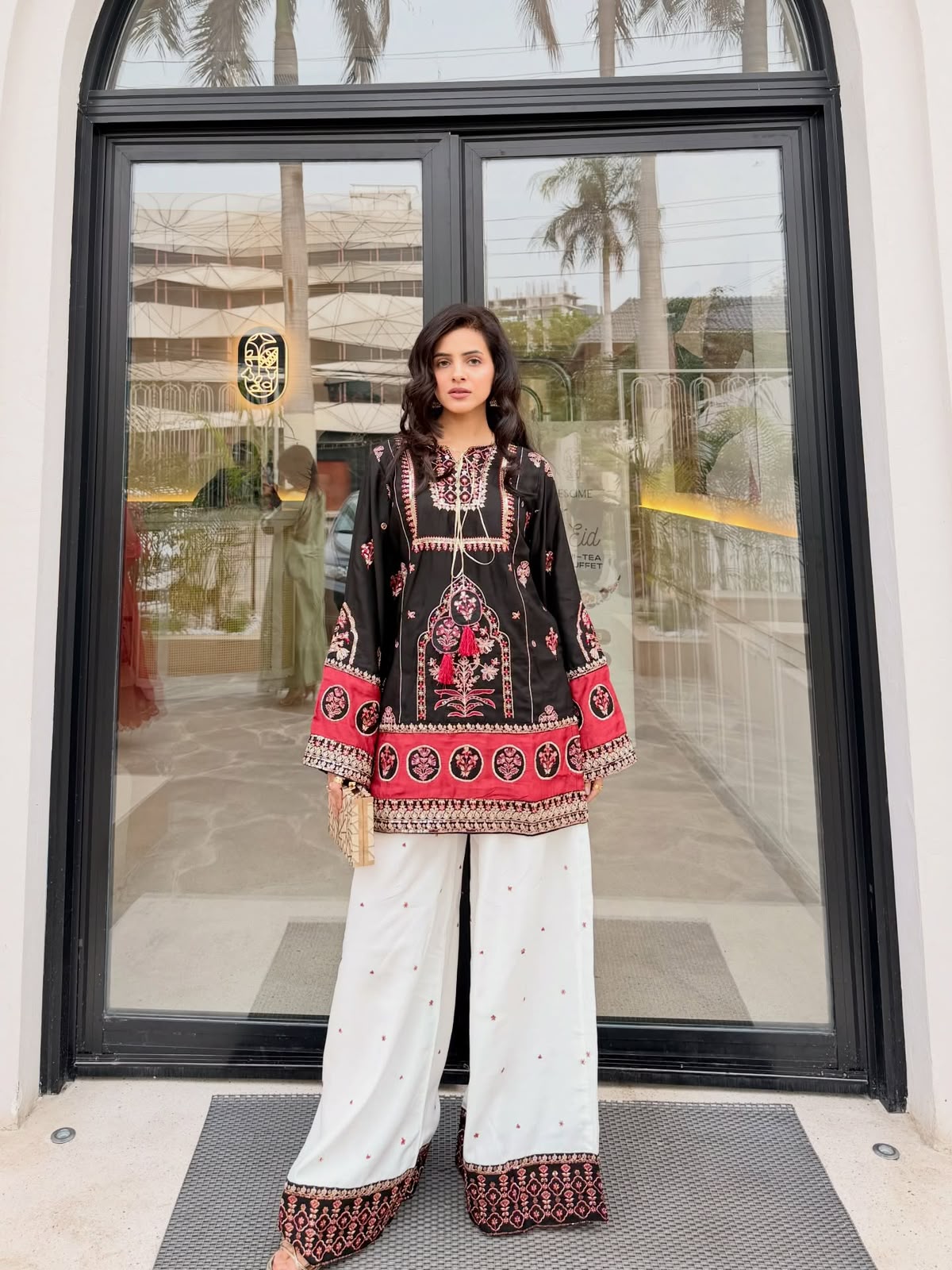 NEW DESIGNER  HEAVY EMBROIDERY SEQUENCE WORK 3 PIS SUIT SET