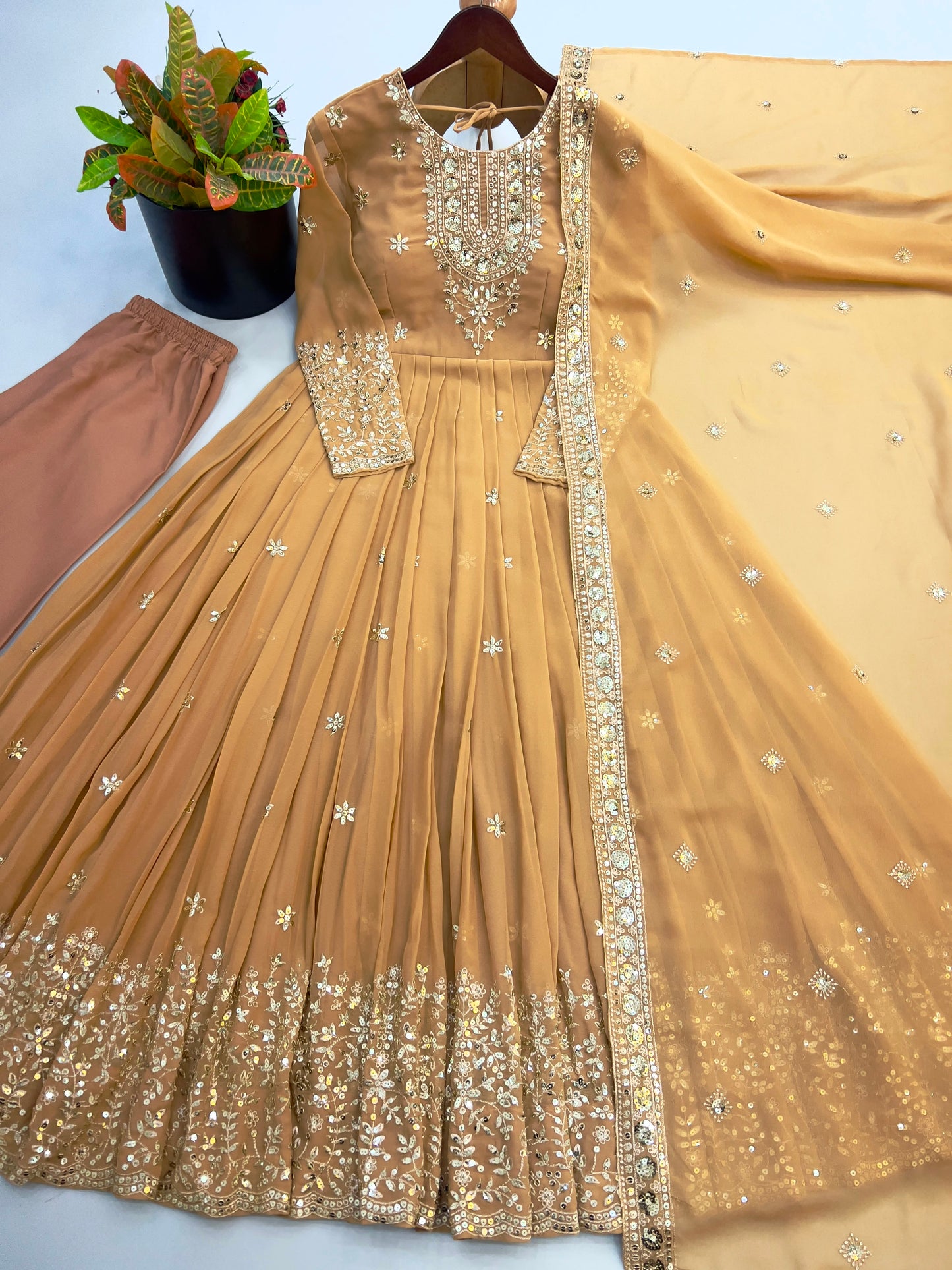 Women’s Ethnic Wear