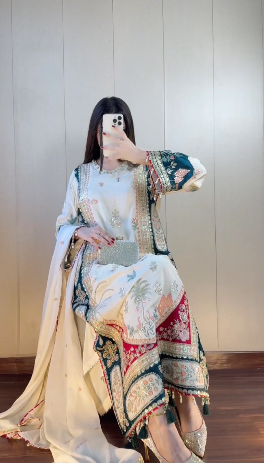 THIS FESTIVAL SEASON WEAR OUR BEAUTIFUL KAFTAAN WITH PANT AND DUPATTA WITH SEQUENCE EMBROIDERED AND APPLIQUE WORKED