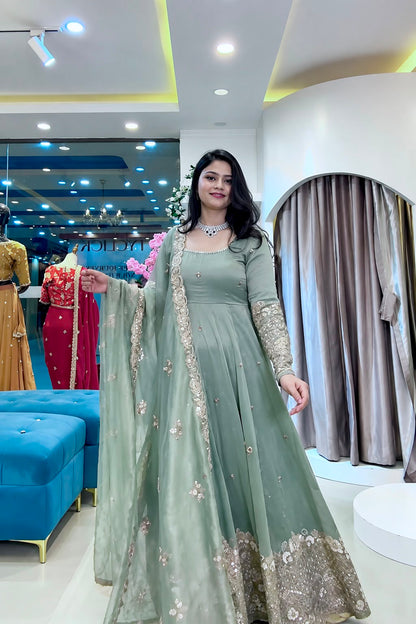 Women’s Ethnic Wear