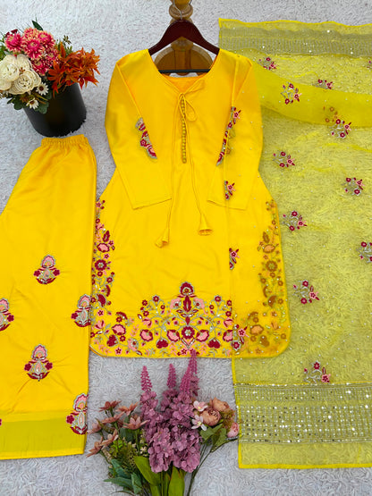 New Designer Collection In Natural Crep Silk Top-Bottom And Dupatta Set Fully Stitched Ready To Wear