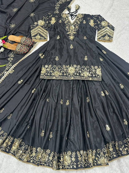 Top Lehenga💃  💃 Lehenga Fabric :- natural Crep