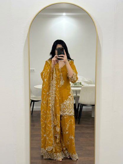 Women’s Ethnic Wear